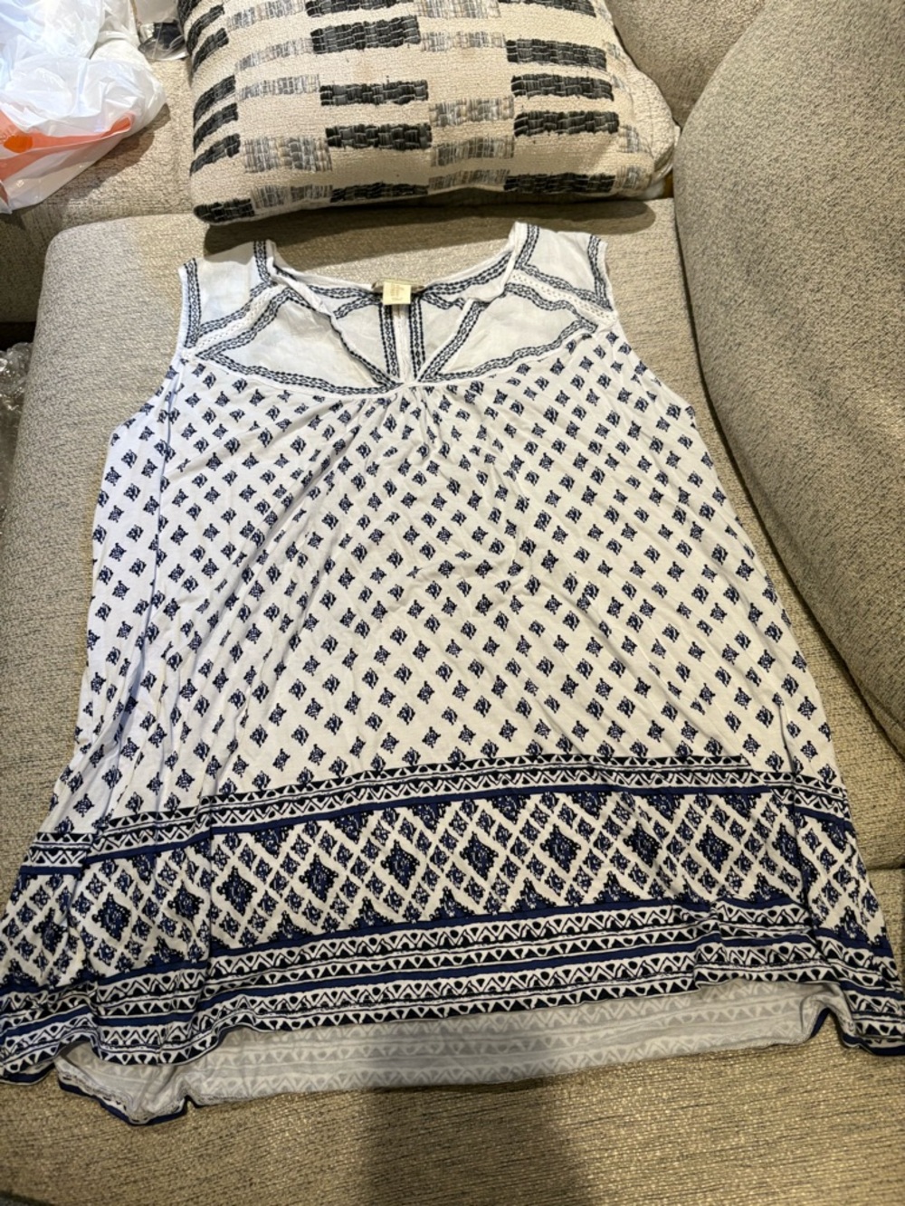 Cynthia Rowley White and Navy Printed Sleeveless Tank